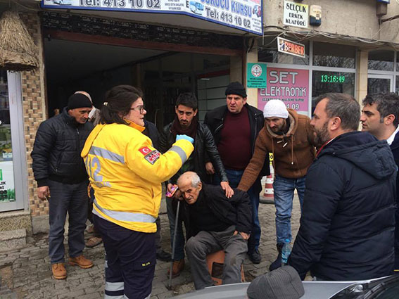 Fenalaşıp yere düştü