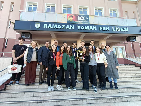 RAYFEL AKADEMİK BAŞARININ YANINDA SPORDA DA ZİRVEDE