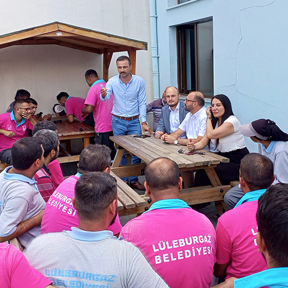 AK Partili Belediye Meclis Üyesi Ömer Aydın; “Belediyede çalışan işçi kardeşlerimizin yanında olacağız”