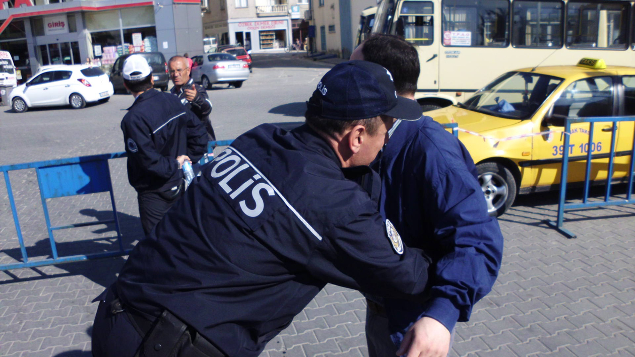 Polis kuş uçurtmadı 