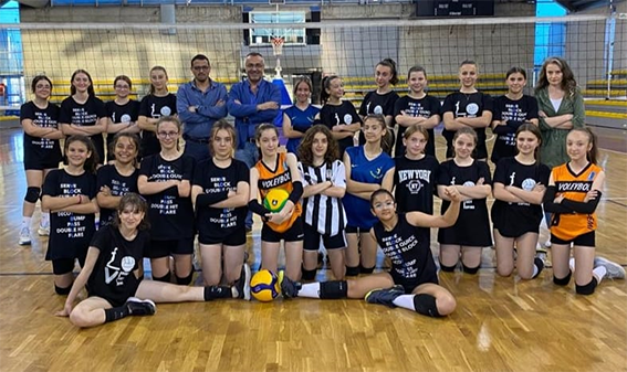 LÜLEBURGAZSPOR VOLEYBOL LANSMANI BU AKŞAM