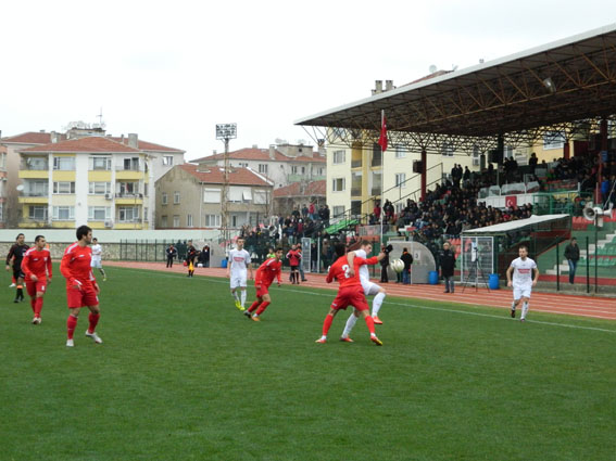 Lüleburgazspor Tekirdağspor deplasmanında