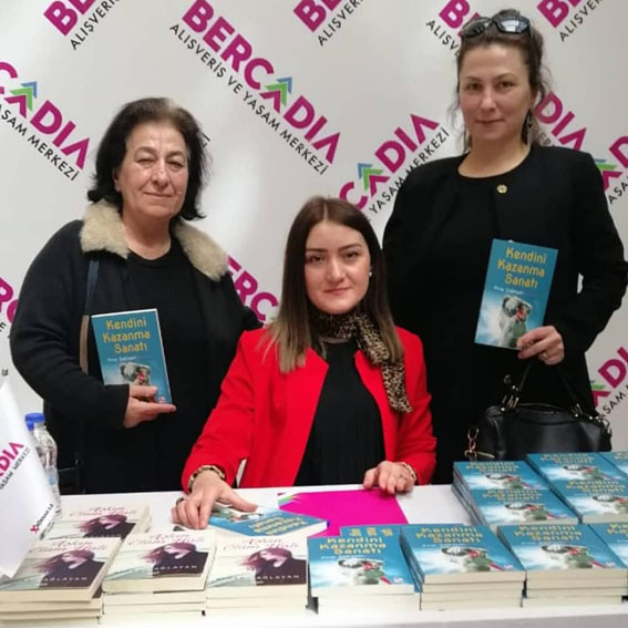 Bercadia’da coşkulu 8 Mart