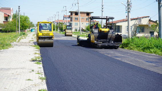 Yol çalışmaları devam ediyor