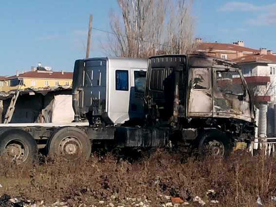 Lüleburgaz’da tır yangını 