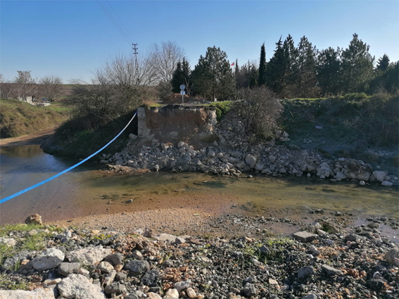 Turgutbey 1 yıldan beri köprüsüz 