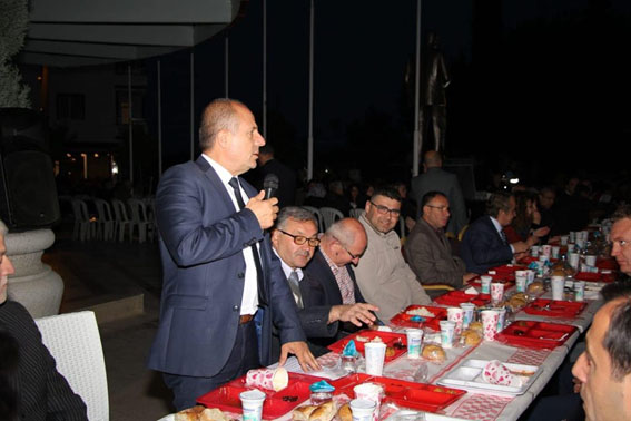 Büyükkarıştıran’da 3 bin kişilik iftar