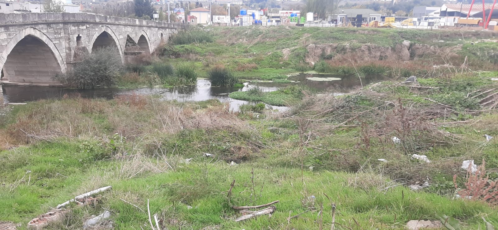 Çevre mühendisleri dereleri inceledi