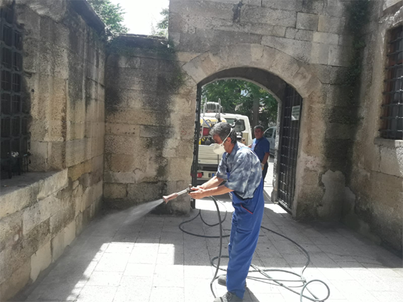 Sokollu Camii ilaçlandı