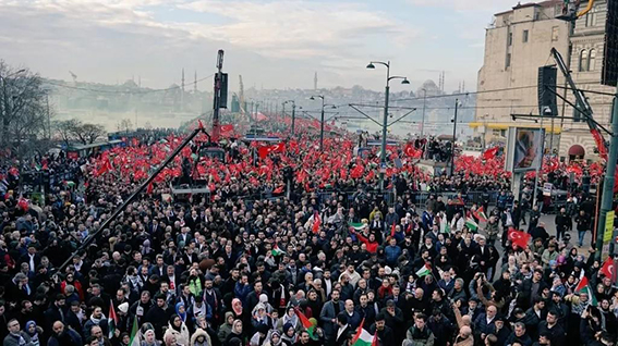 İstanbul’da ki yürüyüşe Lüleburgaz’dan da katılım oldu