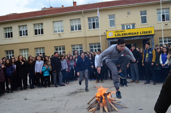 Lise’de Nevruz coşkusu