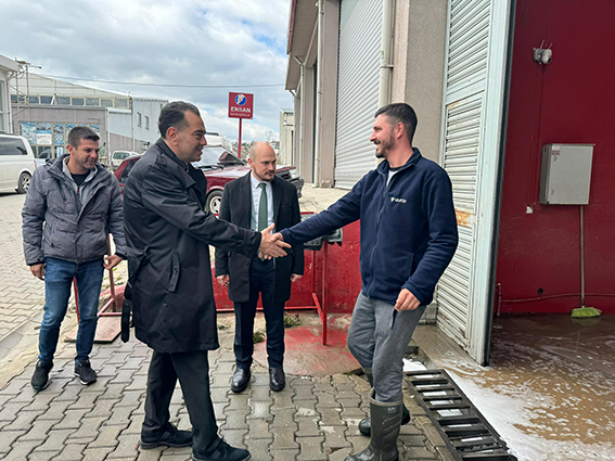 Gündüz Bacalı Çarşı, Gece Yıldırım Ve Özerler Mahallesi