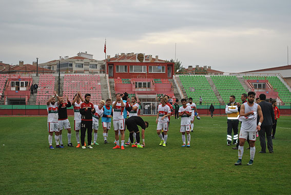 Lüleburgazspor ligdeki ilk galibiyetini aldı