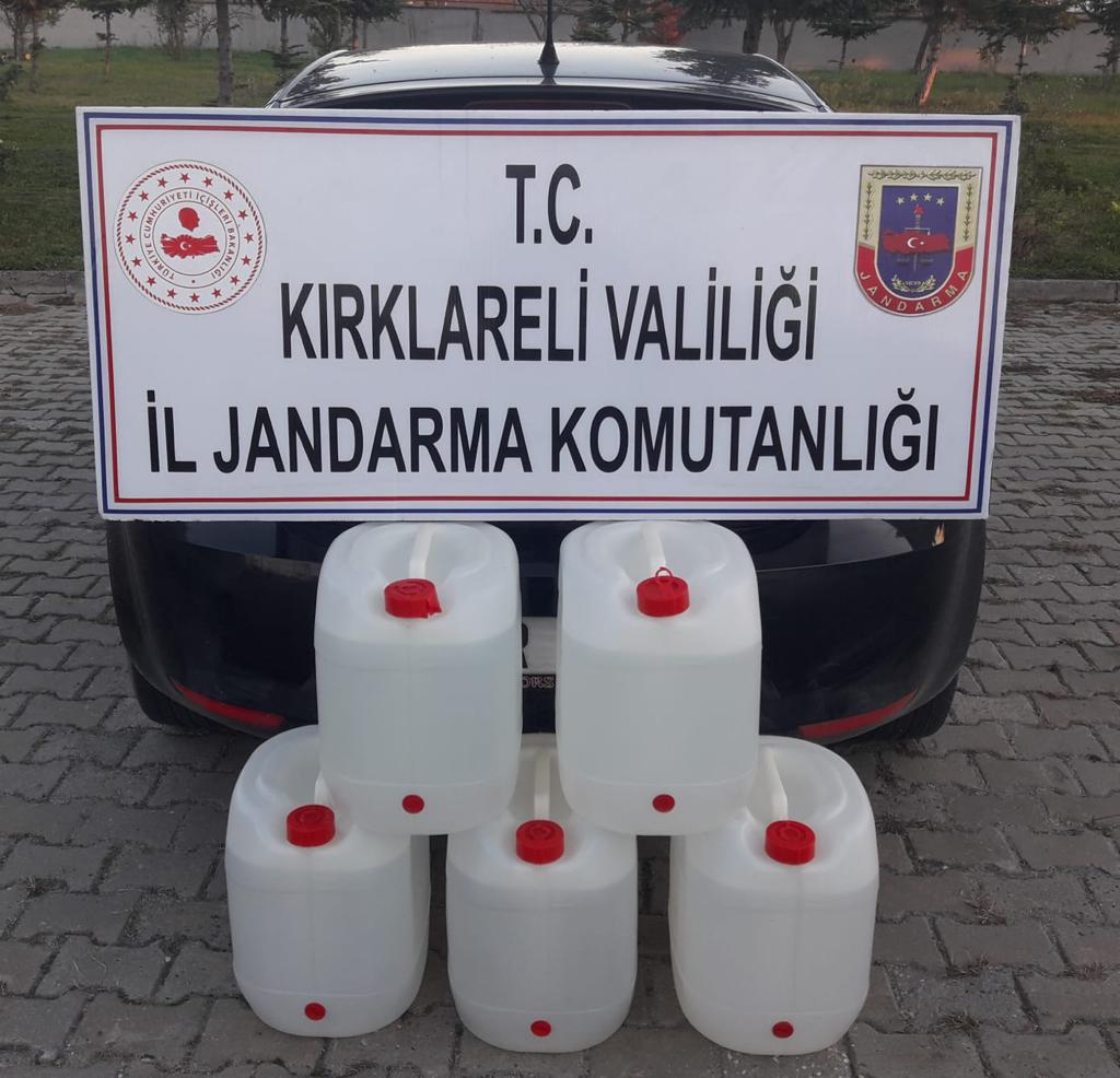 Lüleburgaz’da 400 litre sahte rakı ele geçirildi