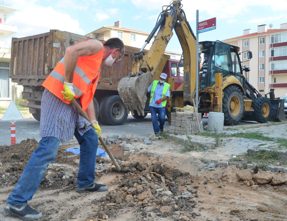 Ata Caddesi’ne 90 metrelik hat döşendi