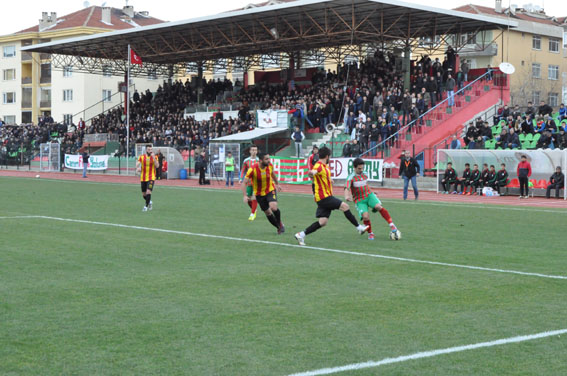 Lüleburgazspor lidere geçit vermedi