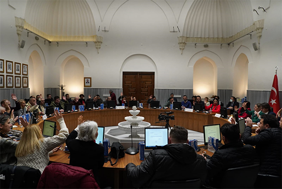 Belediye Meclis Toplantısı’nı Aytül Çiloğlu yönetti