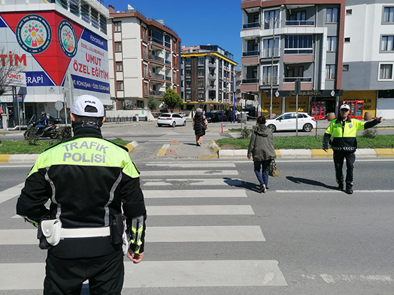 Lüleburgaz’da ‘Yaya geçidi’ uygulaması