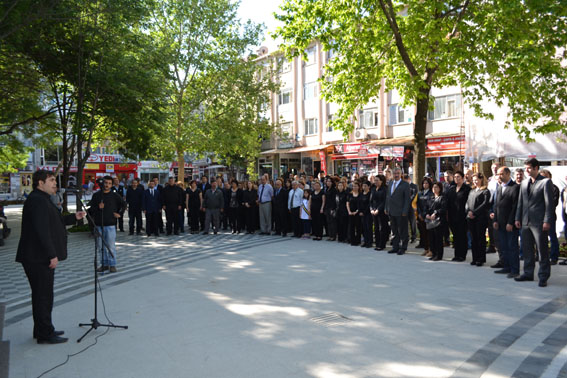 Belediye’de Soma için saygı duruşu yapıldı