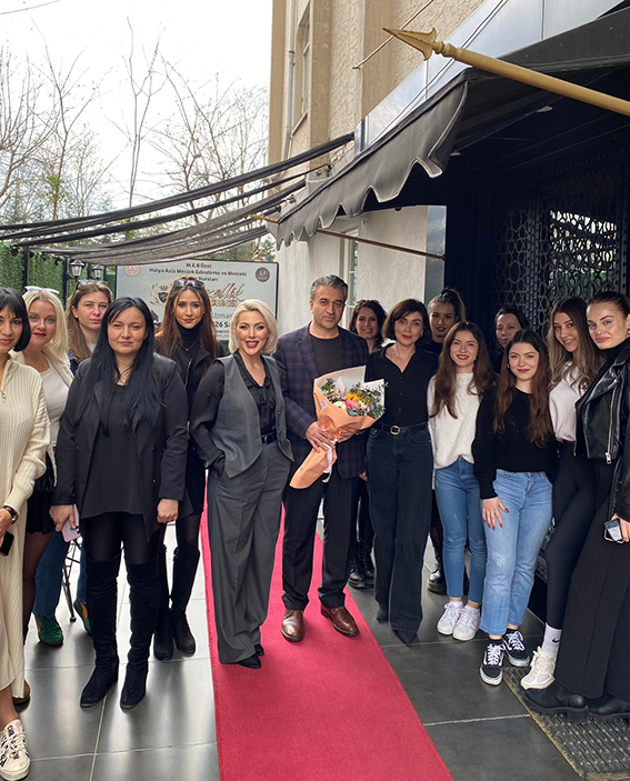 Hülya Aziz Güzellik Kursunda Toplum Sağlığı Söyleşisi düzenlendi