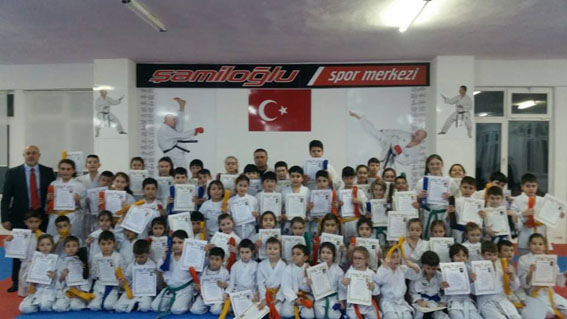 Şamiloğlu’nda karate kuşak imtihanı yapıldı