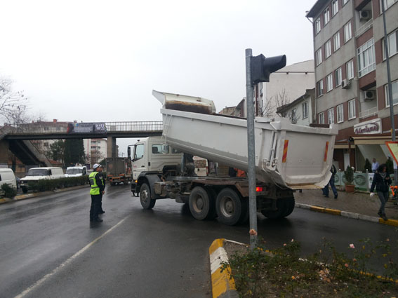 Polisin dikkati faciayı önledi