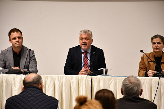 Lüleburgaz Belediyesi 8 Kasım toplantısı yaptı