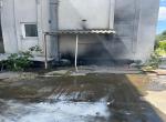 Eski hastane binasında çıkan yangında 1 kişi dumandan etkilendi