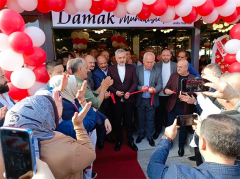 Damak Muhallebi ve Pasta Salonu’ndan görkemli açılış