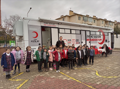 Bahçelievler İlkokulu’nda kan bağışı kampanyası düzenlendi